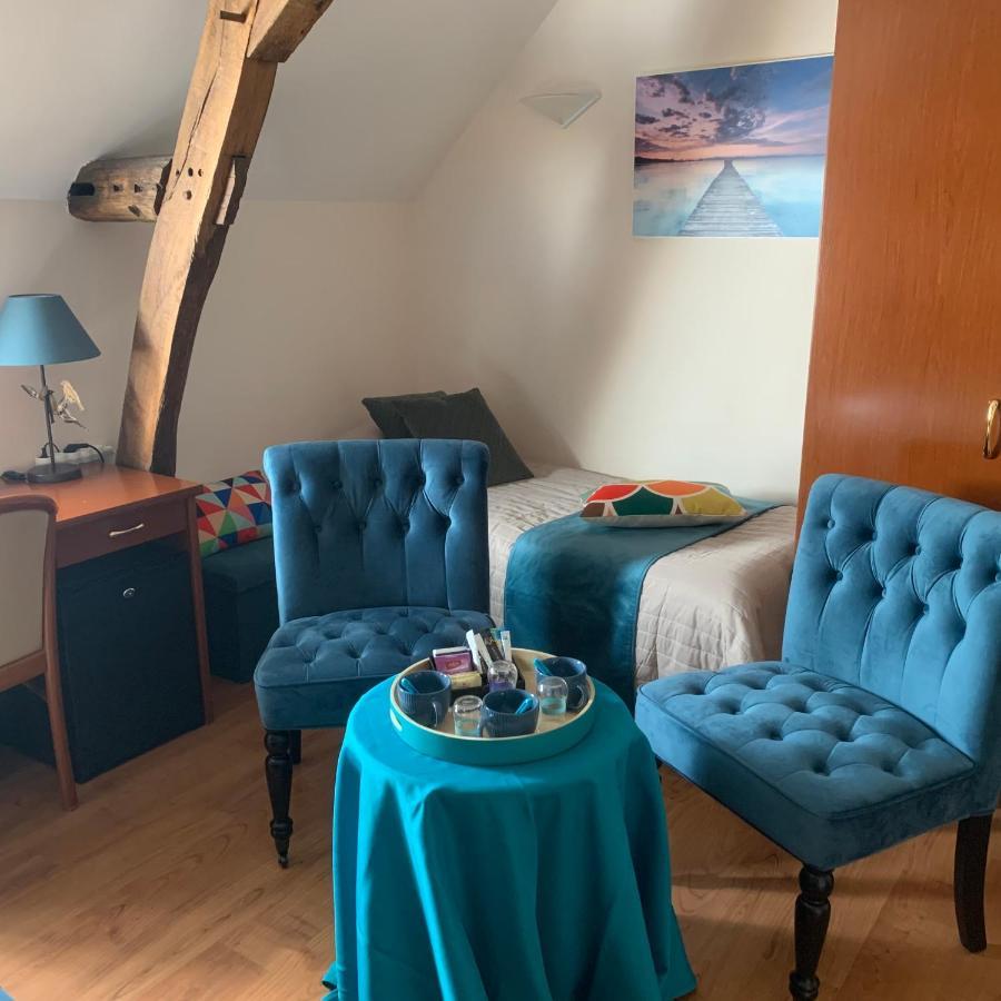 Auberge Du Cheval Blanc Beaumont-Pied-de-Boeuf  Esterno foto