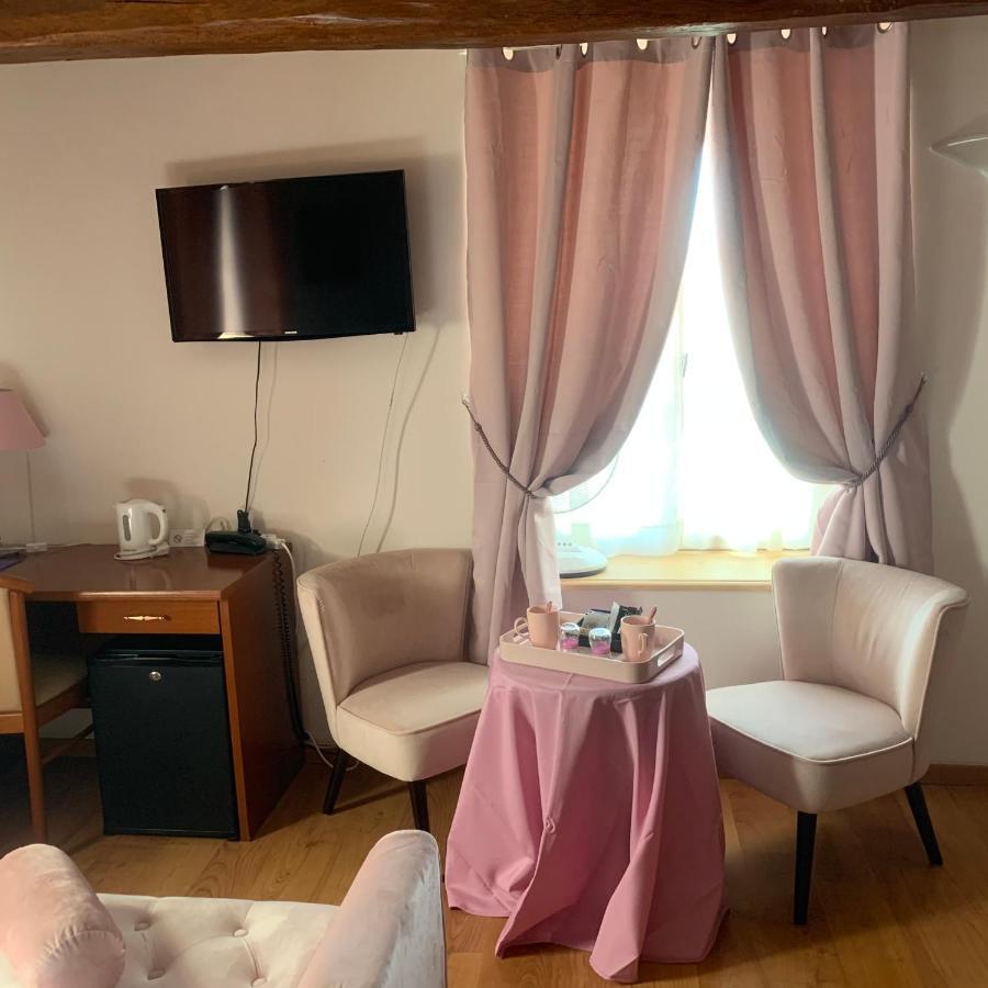 Auberge Du Cheval Blanc Beaumont-Pied-de-Boeuf  Esterno foto