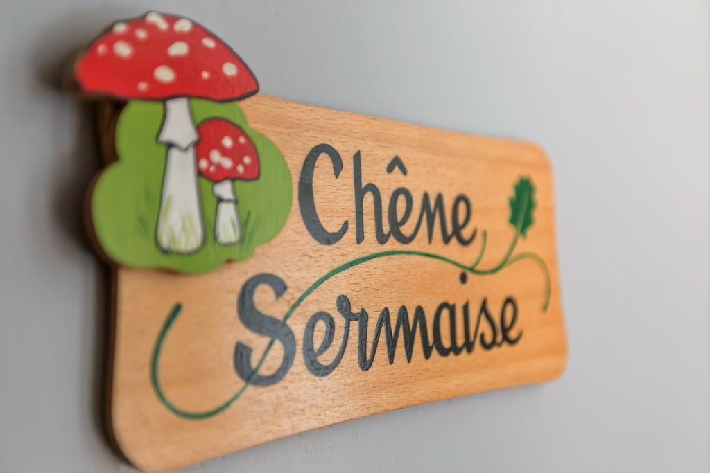 Auberge Du Cheval Blanc Beaumont-Pied-de-Boeuf  Esterno foto