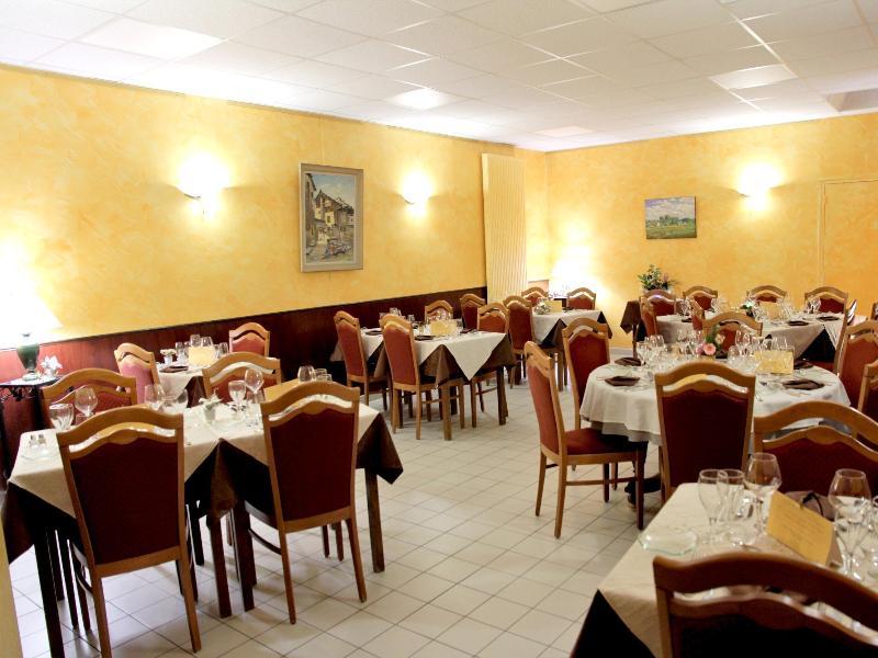 Auberge Du Cheval Blanc Beaumont-Pied-de-Boeuf  Esterno foto