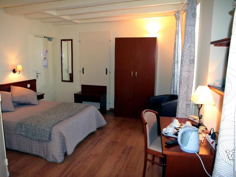 Auberge Du Cheval Blanc Beaumont-Pied-de-Boeuf  Esterno foto